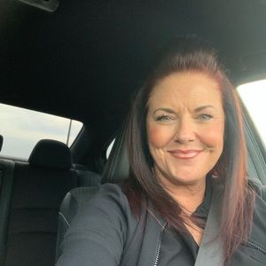 Meet your Posher, Janet